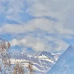 Appartamento Pino A Merano Centro Con Box